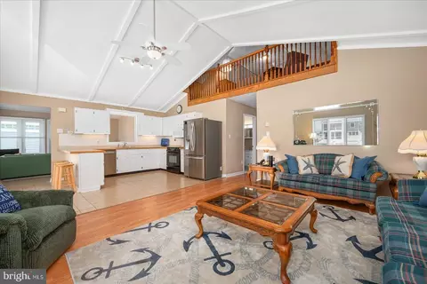 Living - 29 Moonshell Dr, Berlin, MD 21811 photo 4 of 7