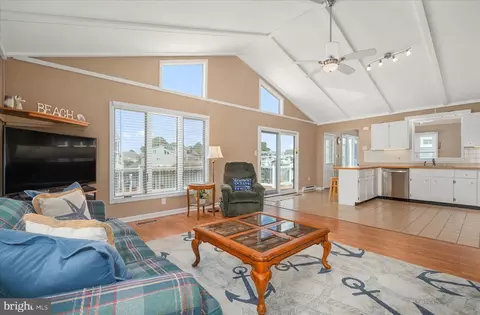 Living - 29 Moonshell Dr, Berlin, MD 21811 photo 5 of 7