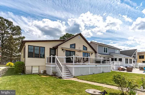 Exterior - 29 Moonshell Dr, Berlin, MD 21811 photo 8 of 23