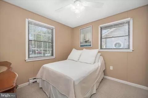 Bedroom - 29 Moonshell Dr, Berlin, MD 21811 photo 4 of 12