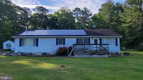 6040 Basket Switch Rd, Snow Hill, MD 21863
