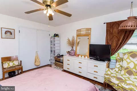 Bedroom - 302 N Main St, Berlin, MD 21811 photo 7 of 26
