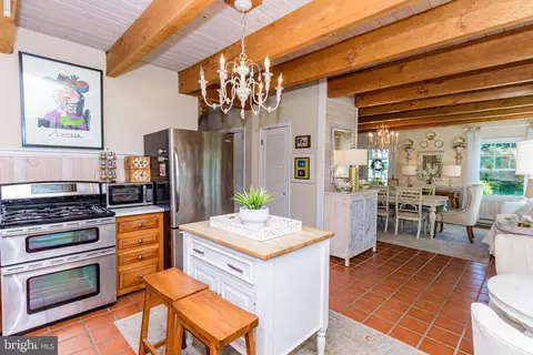 Kitchen - 302 N Main St, Berlin, MD 21811 photo 7 of 10
