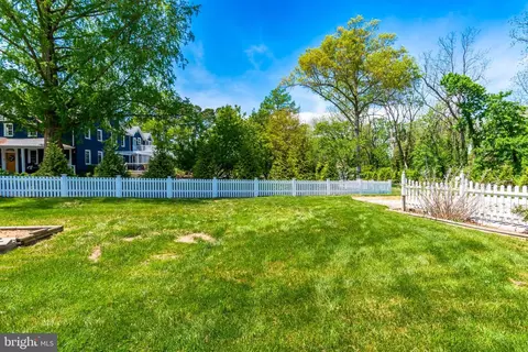 Exterior - 302 N Main St, Berlin, MD 21811 photo 7 of 23