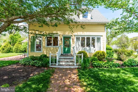 Exterior - 304 N Main St, Berlin, MD 21811 photo 3 of 16