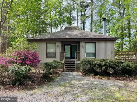 65 Bramblewood Dr, Berlin, MD 21811