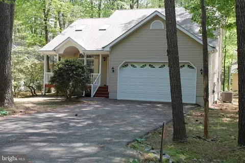 12 Liberty St, Ocean Pines, MD 21811 photo 2