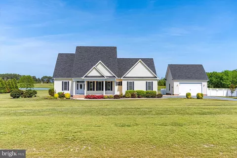 8232 Sea Biscuit Rd, Snow Hill, MD 21863