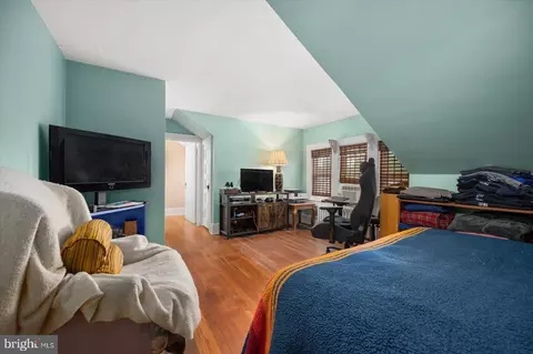 Bedroom - 4 4 A Washington St, Berlin, MD 21811 photo 6 of 12