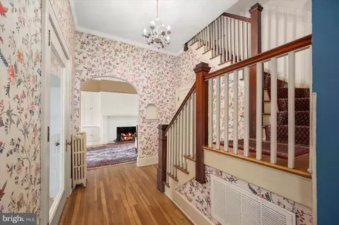 Entry Way - 4 4 A Washington St, Berlin, MD 21811 photo 19 of 27