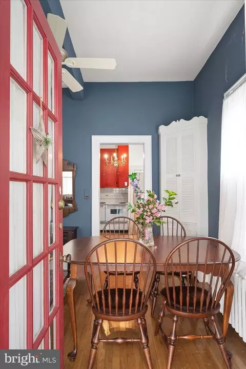 Dining - 4 4 A Washington St, Berlin, MD 21811 photo 4 of 6