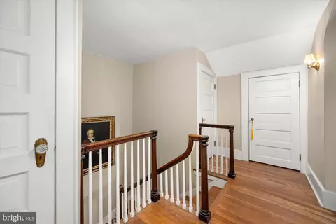 Entry Way - 4 4 A Washington St, Berlin, MD 21811 photo 10 of 27