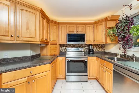 Kitchen - 36 Juneway Ln, Ocean Pines, MD 21811 photo 2 of 6