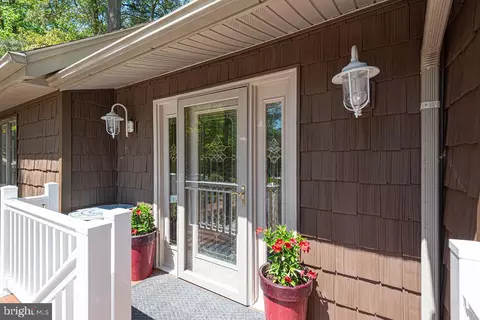 Exterior - 36 Juneway Ln, Ocean Pines, MD 21811 photo 2 of 10