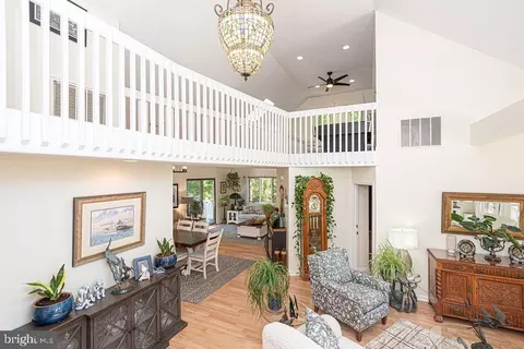 Entry Way - 36 Juneway Ln, Ocean Pines, MD 21811 photo 3 of 10