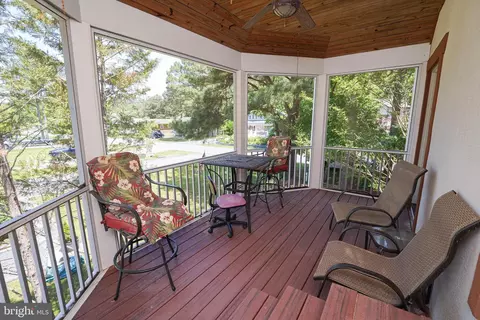 Exterior - 34 Bridgewater Rd, Berlin, MD 21811 photo 2 of 4