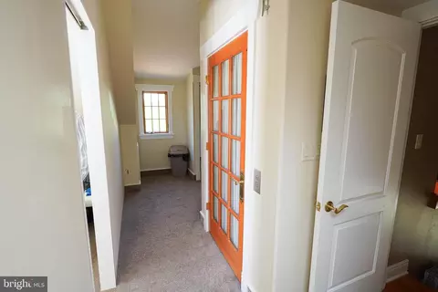 Entry Way - 34 Bridgewater Rd, Berlin, MD 21811 photo 14 of 15