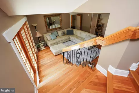 Entry Way - 34 Bridgewater Rd, Berlin, MD 21811 photo 12 of 15