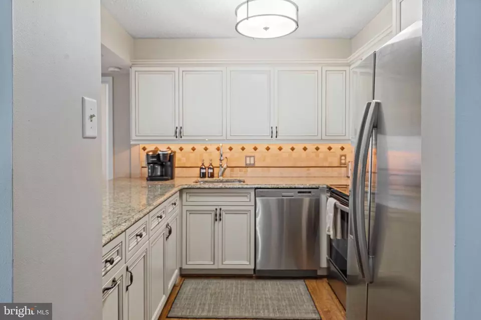 Kitchen - 13110 Coastal Hwy #809, Ocean City, MD 21842 photo 1 of 5