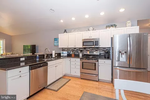 8 Saint Martins Ln, Berlin, MD 21811 photo 15
