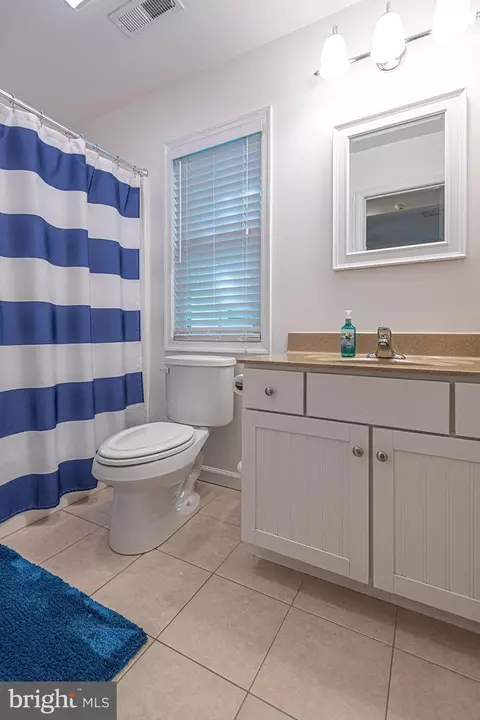 8 Saint Martins Ln, Berlin, MD 21811 photo 23