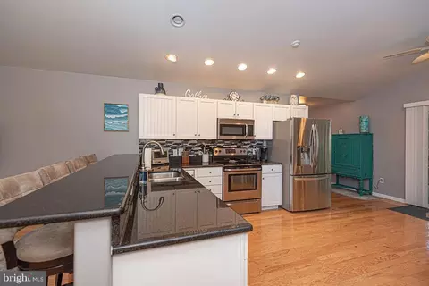 8 Saint Martins Ln, Berlin, MD 21811 photo 17