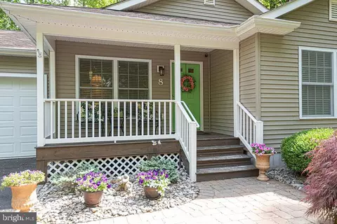 8 Saint Martins Ln, Berlin, MD 21811 photo 5