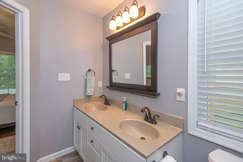 8 Saint Martins Ln, Berlin, MD 21811 photo 33