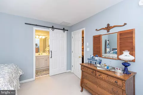 Bedroom - 36 Driftwood Ln, Ocean Pines, MD 21811 photo 9 of 11