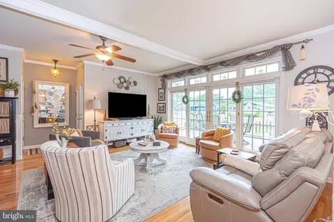 36 Driftwood Ln, Ocean Pines, MD 21811