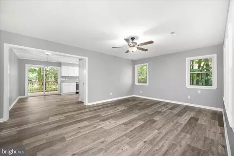 8 Yeoman Ct, Ocean Pines, MD 21811 photo 2