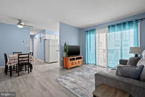 210 Trimper Ave #3, Ocean City, MD 21842
