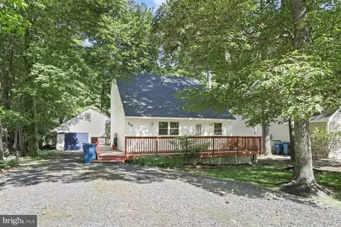 90 Windjammer Rd, Berlin, MD 21811