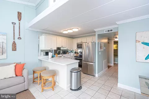 17 70th St #29 SUMMER PALACE, Ocean City, MD 21842