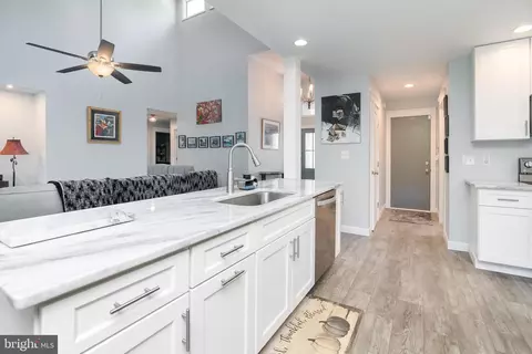 Entry Way - 14 Drawbridge Rd, Ocean Pines, MD 21811 photo 2 of 8