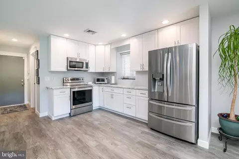 Kitchen - 14 Drawbridge Rd, Ocean Pines, MD 21811 photo 1 of 4