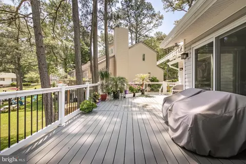 Exterior - 14 Drawbridge Rd, Ocean Pines, MD 21811 photo 8 of 22