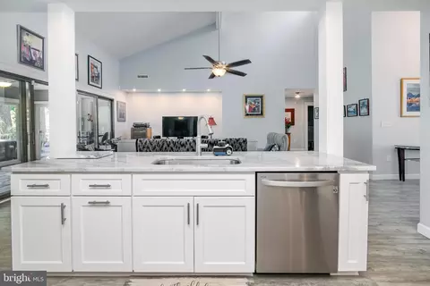 Kitchen - 14 Drawbridge Rd, Ocean Pines, MD 21811 photo 4 of 4
