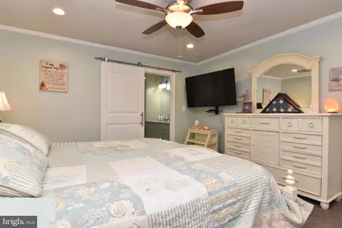 Bedroom - 21 Sandpiper Ln, Berlin, MD 21811 photo 2 of 5