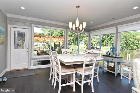 Dining - 21 Sandpiper Ln, Berlin, MD 21811 photo 3 of 3