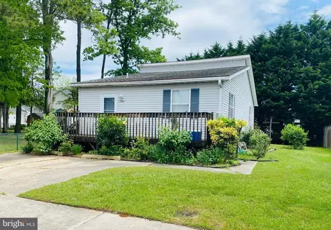 13804 Sand Dune Rd, Ocean City, MD 21842