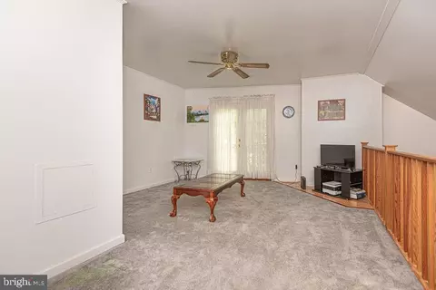 Living - 9 Dogwood Pl, Ocean Pines, MD 21811 photo 3 of 4