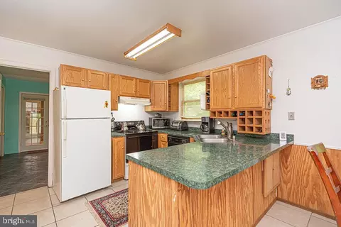 Kitchen - 9 Dogwood Pl, Ocean Pines, MD 21811 photo 1 of 3