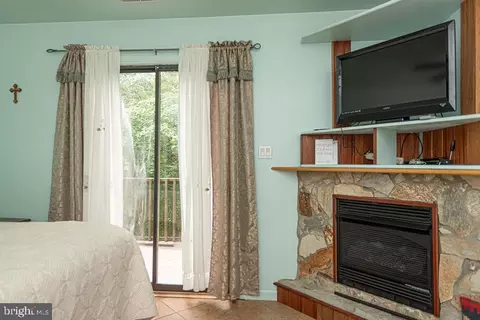 Bedroom - 9 Dogwood Pl, Ocean Pines, MD 21811 photo 6 of 8