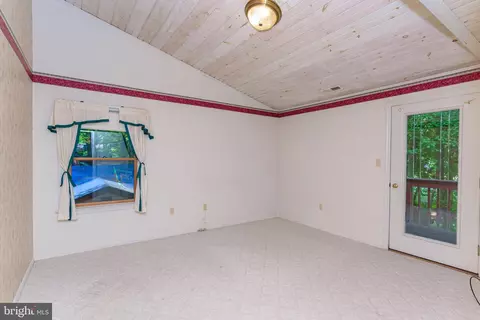 Bedroom - 135 Windjammer Rd, Berlin, MD 21811 photo 1 of 11