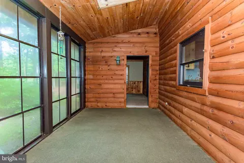 Exterior - 135 Windjammer Rd, Berlin, MD 21811 photo 10 of 16