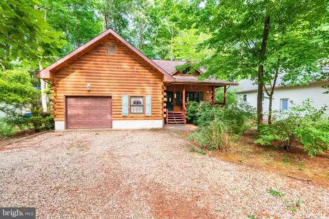135 Windjammer Rd, Berlin, MD 21811