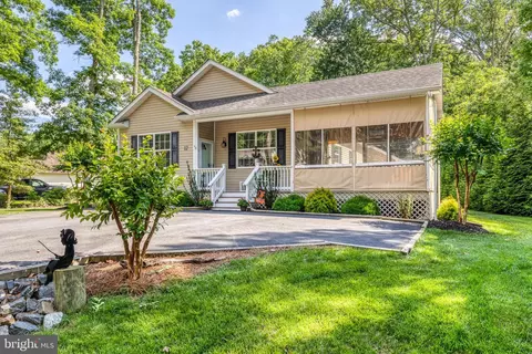 12 Breezeway Ln, Berlin, MD 21811