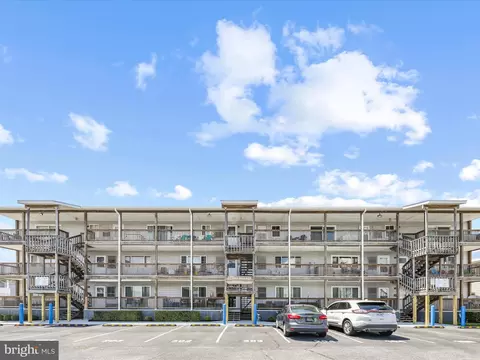 901 Philadelphia Ave #303, Ocean City, MD 21842