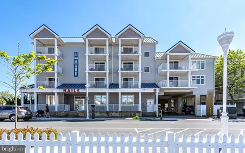 107 Somerset St #203, Ocean City, MD 21842
